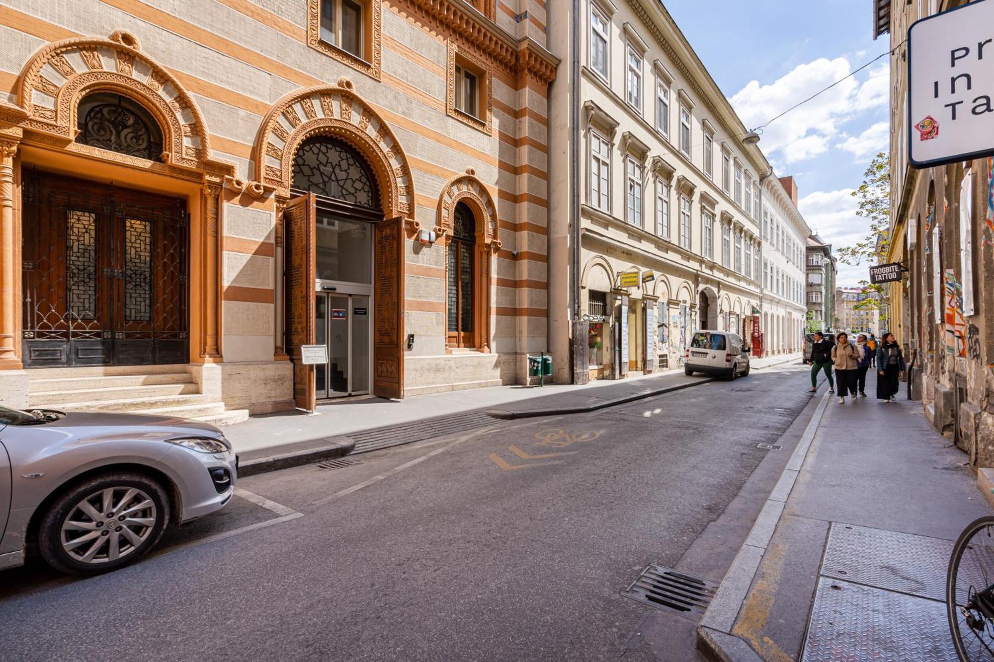 R10- Boutique Apartments, Best Location. By Bqa Budapest Eksteriør billede